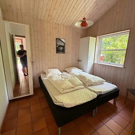 The Is 60 Meters From The Hébergement de vacances *